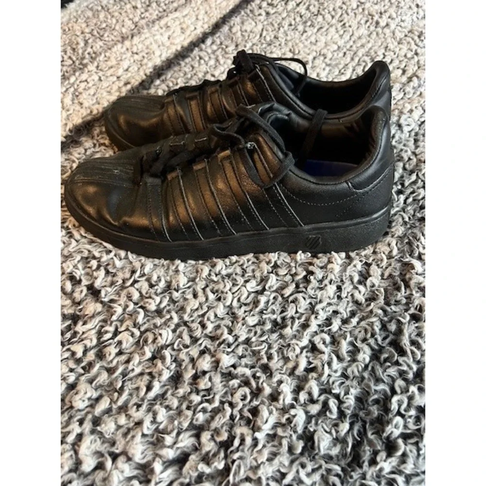 Men's‎ Classic VN K-Swiss Black Sneaker Size 10